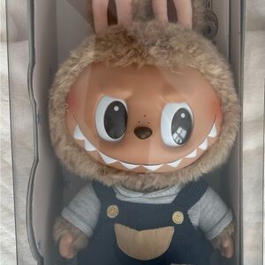 Pop mart Time To Chill Labubu